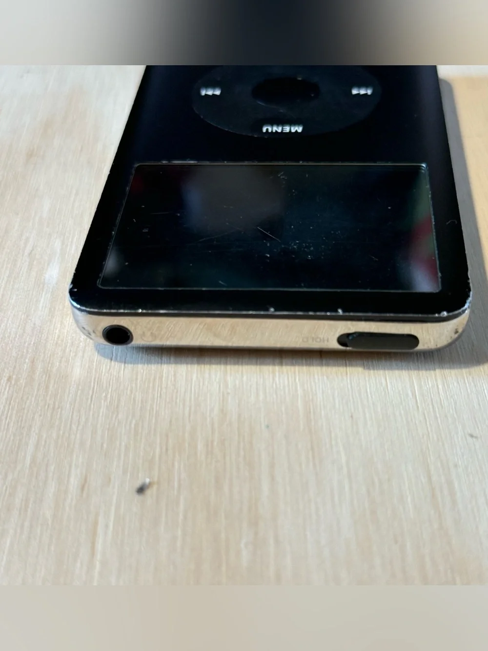 iPod Model:A1238 6ThGen 80GB Turns On Bad Hard Drive Parts/Repair Only Read Blw